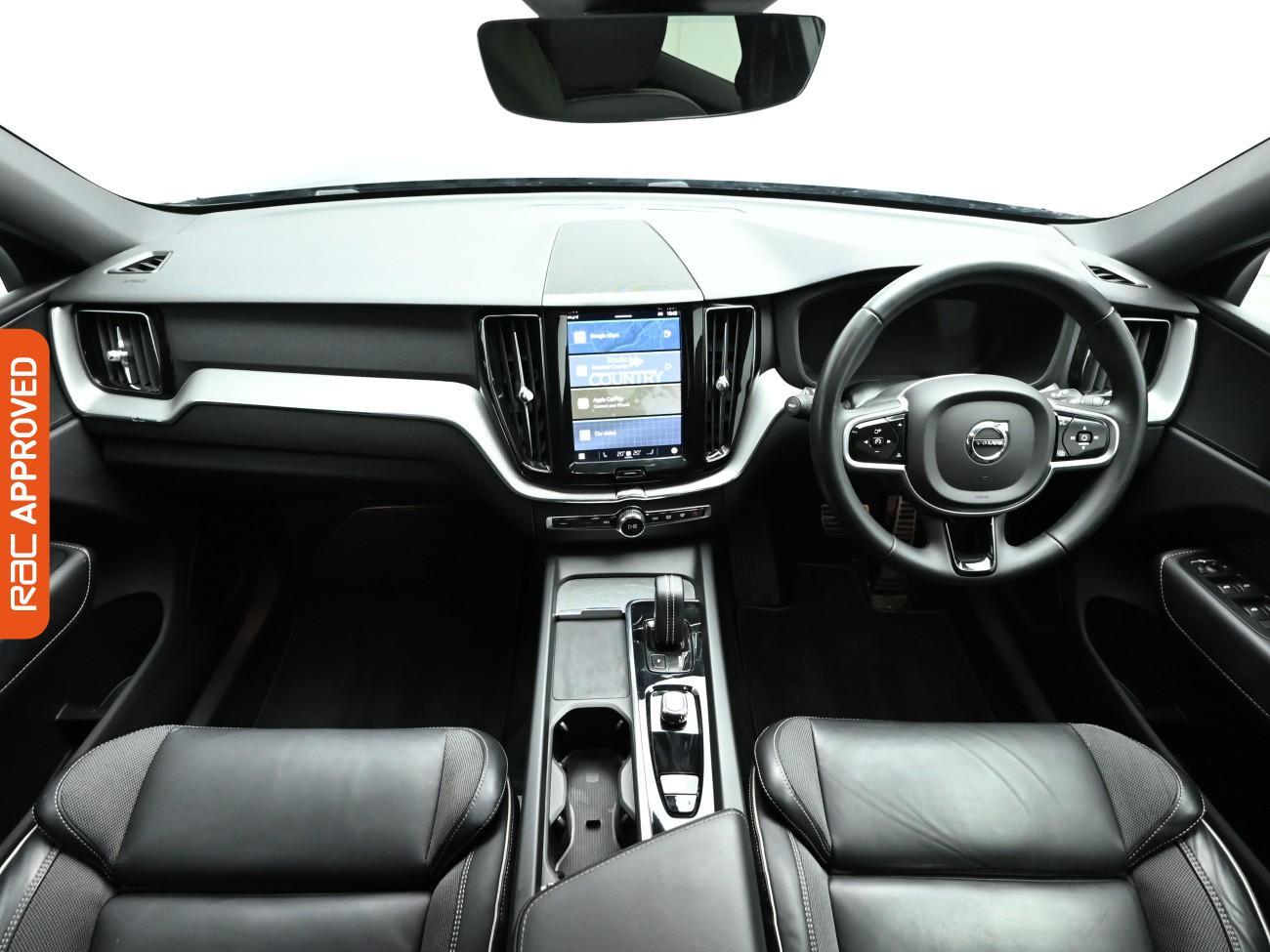 Used Volvo XC60 2021 for sale - 76705488: Photo 2