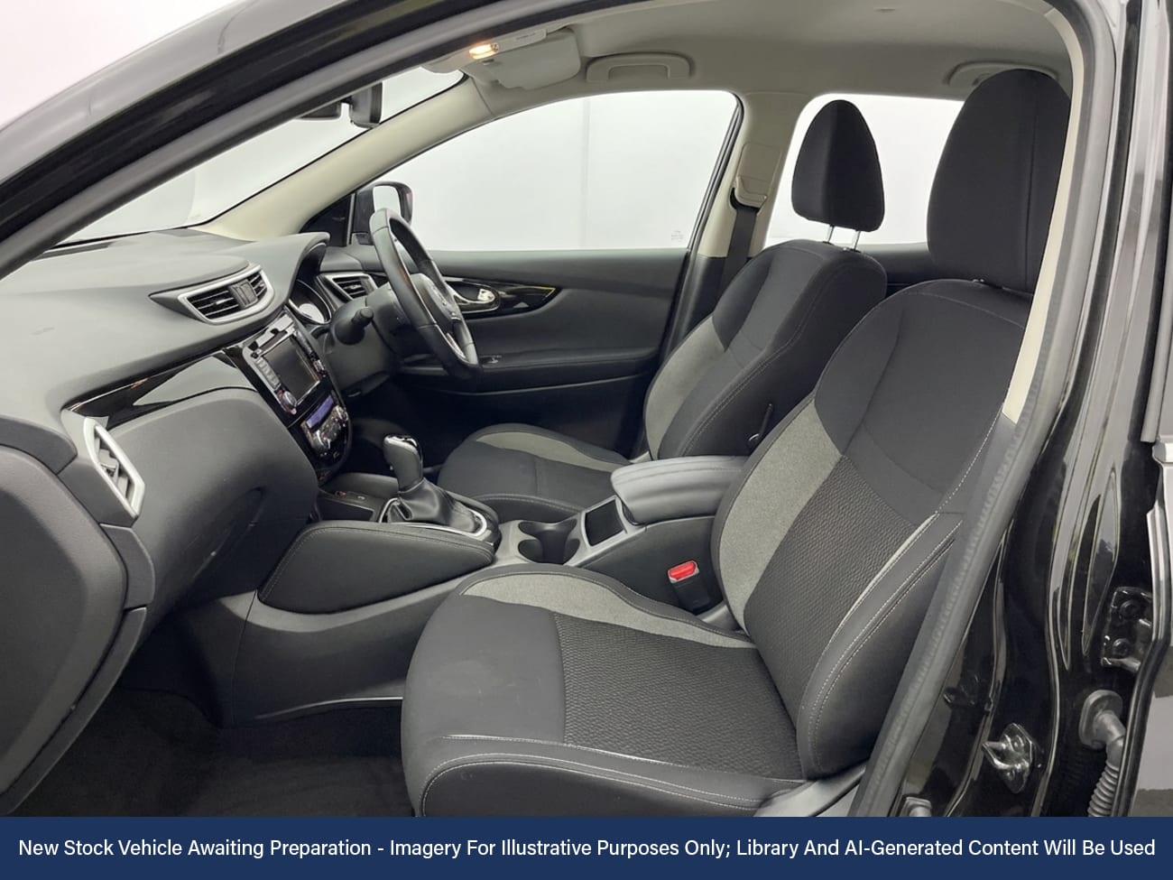 Used Nissan Qashqai 2021 for sale - 77996583: Photo 2