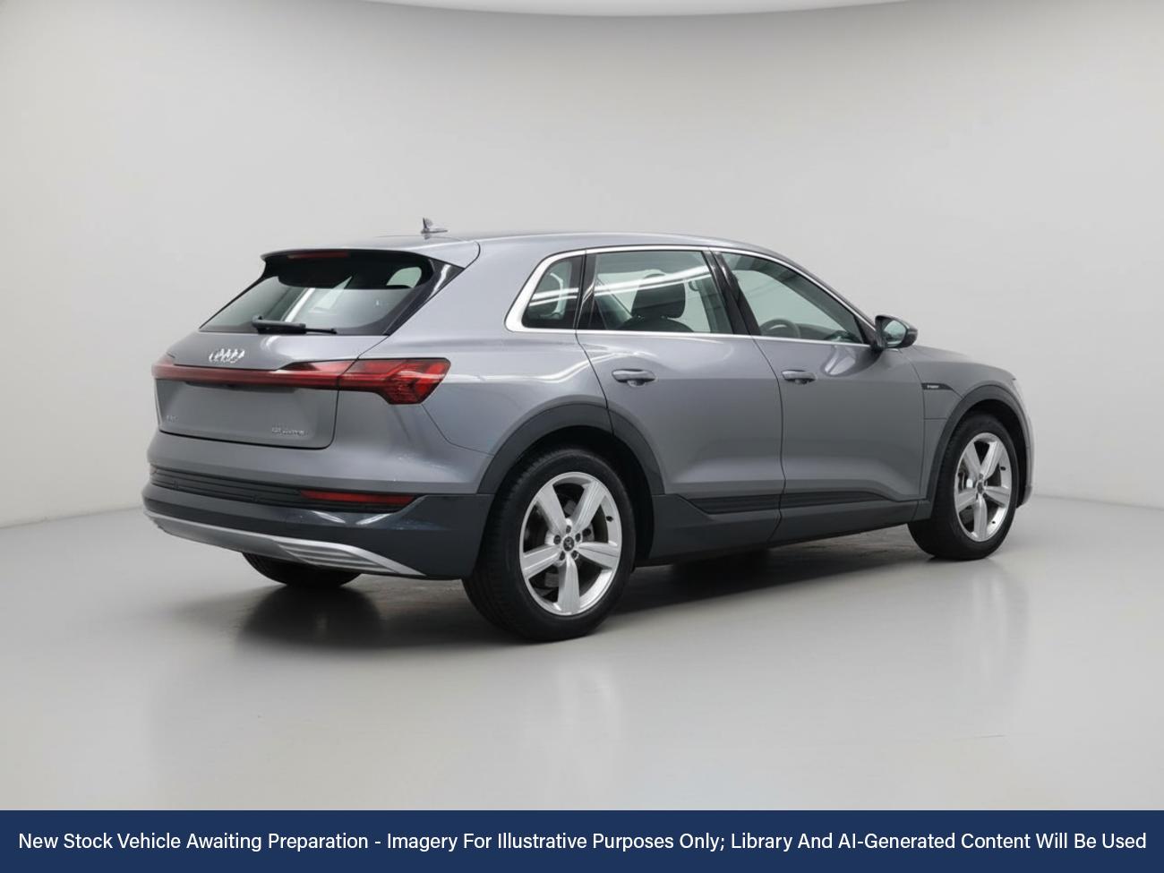 Used Audi e-tron 2021 for sale - 76798451: Photo 2