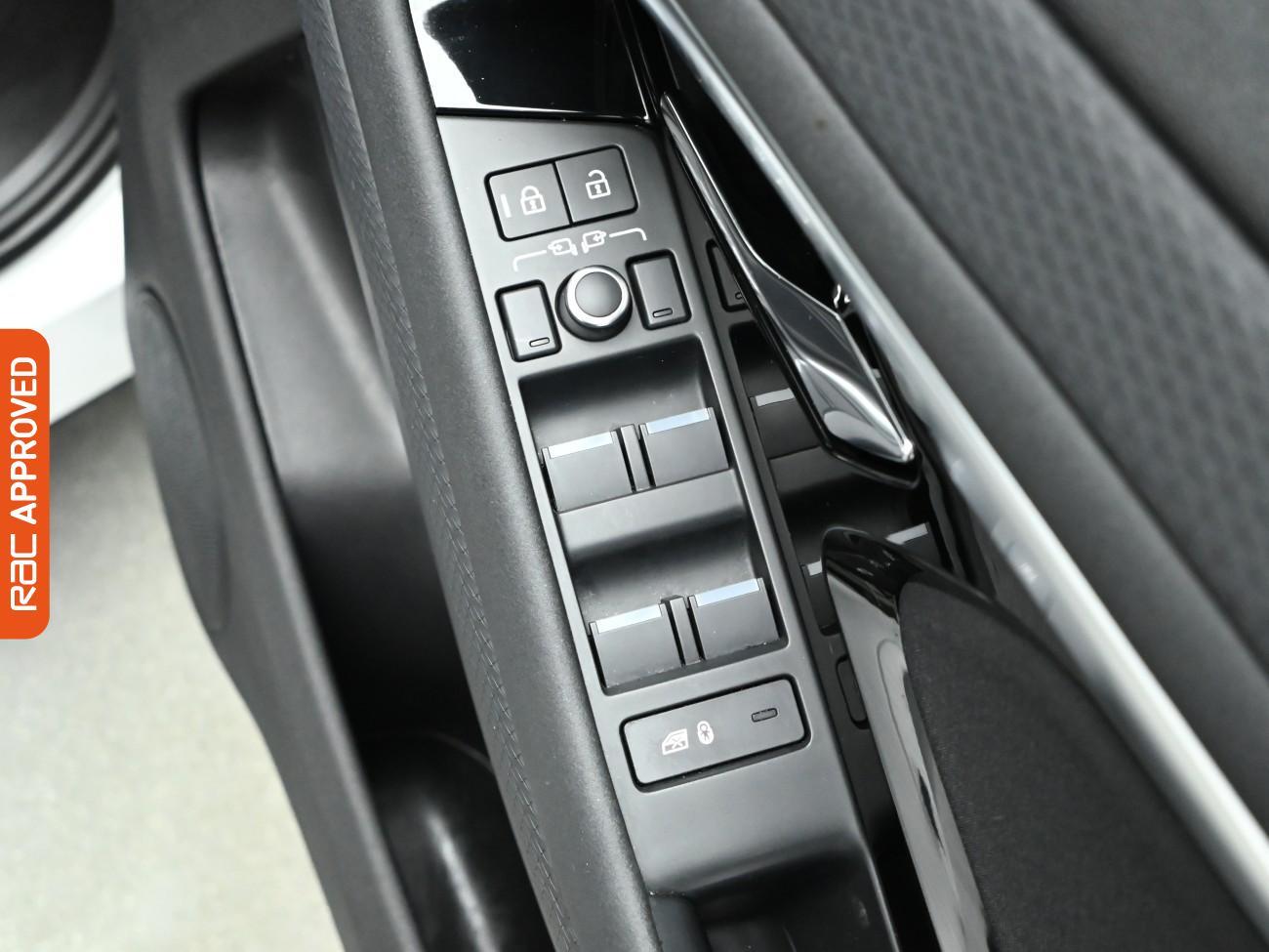 Used Land Rover Range Rover Evoque 2021 for sale - 76649354: Photo 23