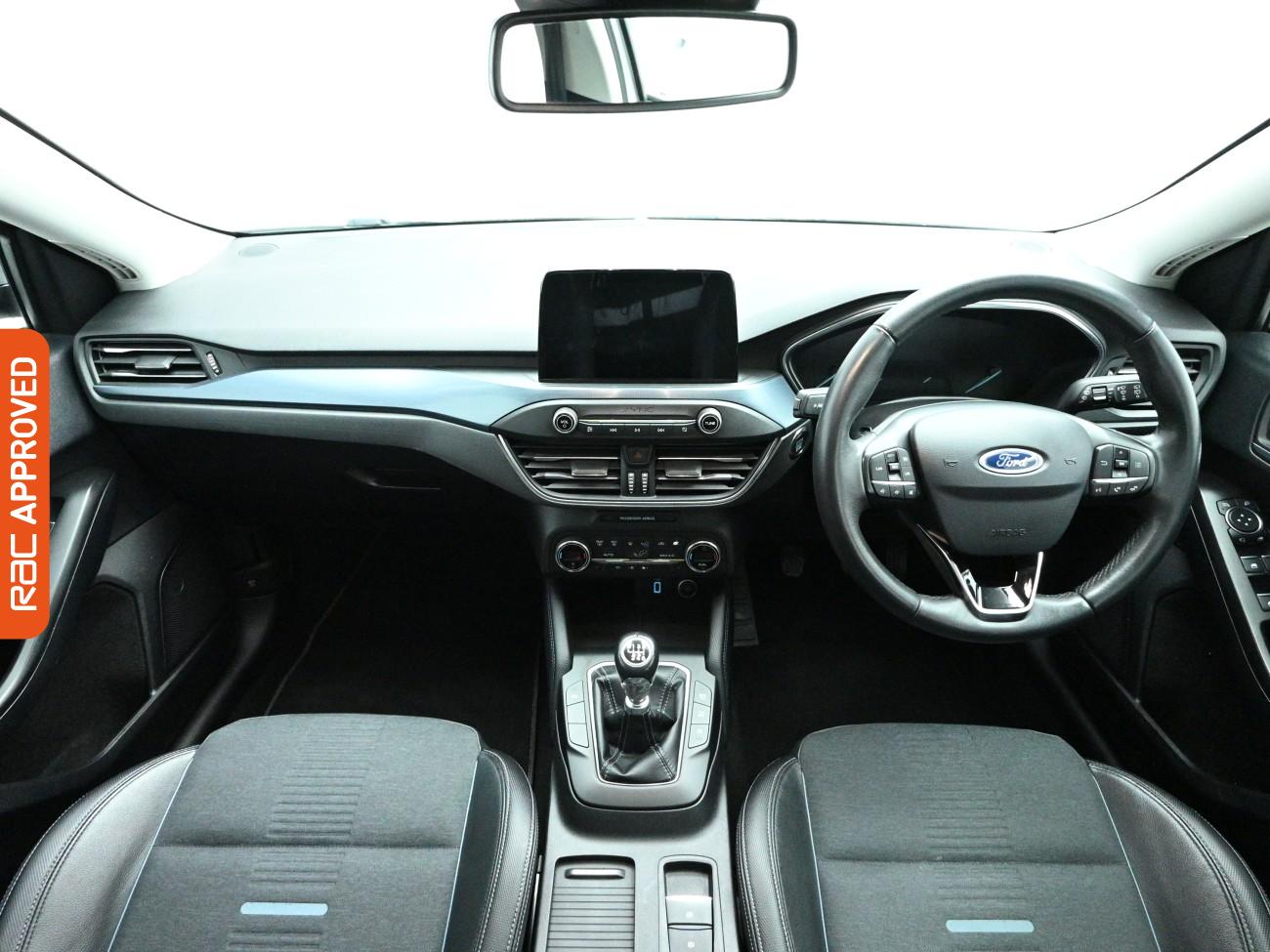 Used Ford Focus 2019 for sale - 77642089: Photo 2