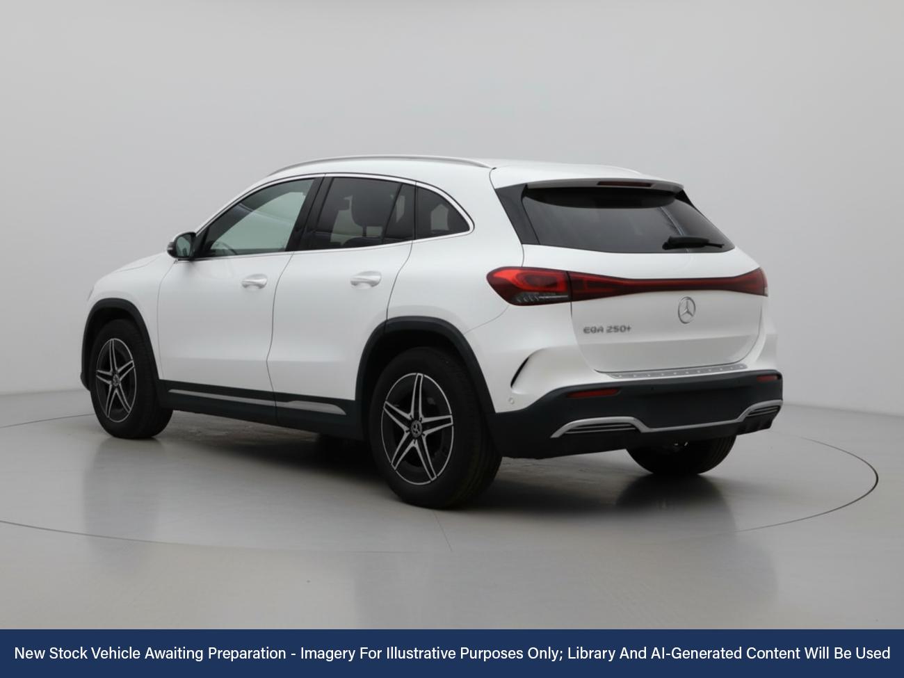 Used Mercedes-Benz EQA 2023 for sale - 76558159: Photo 2