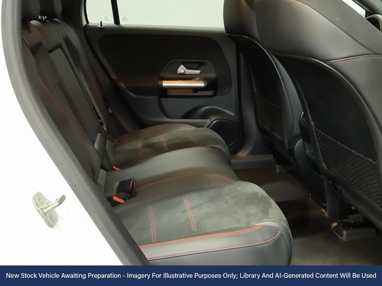 Used Mercedes-Benz EQA 2023 for sale - 76558159: Photo 4