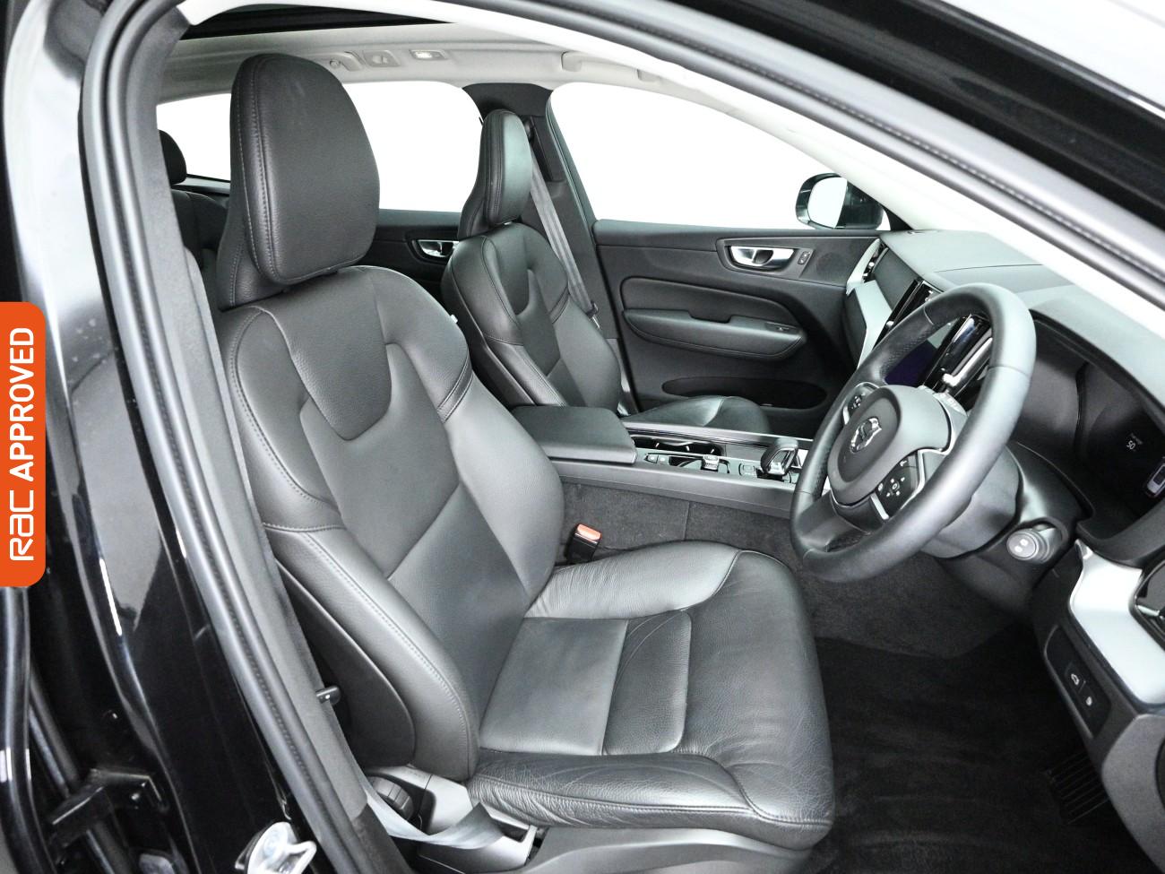 Used Volvo XC60 2023 for sale - 77733780: Photo 12