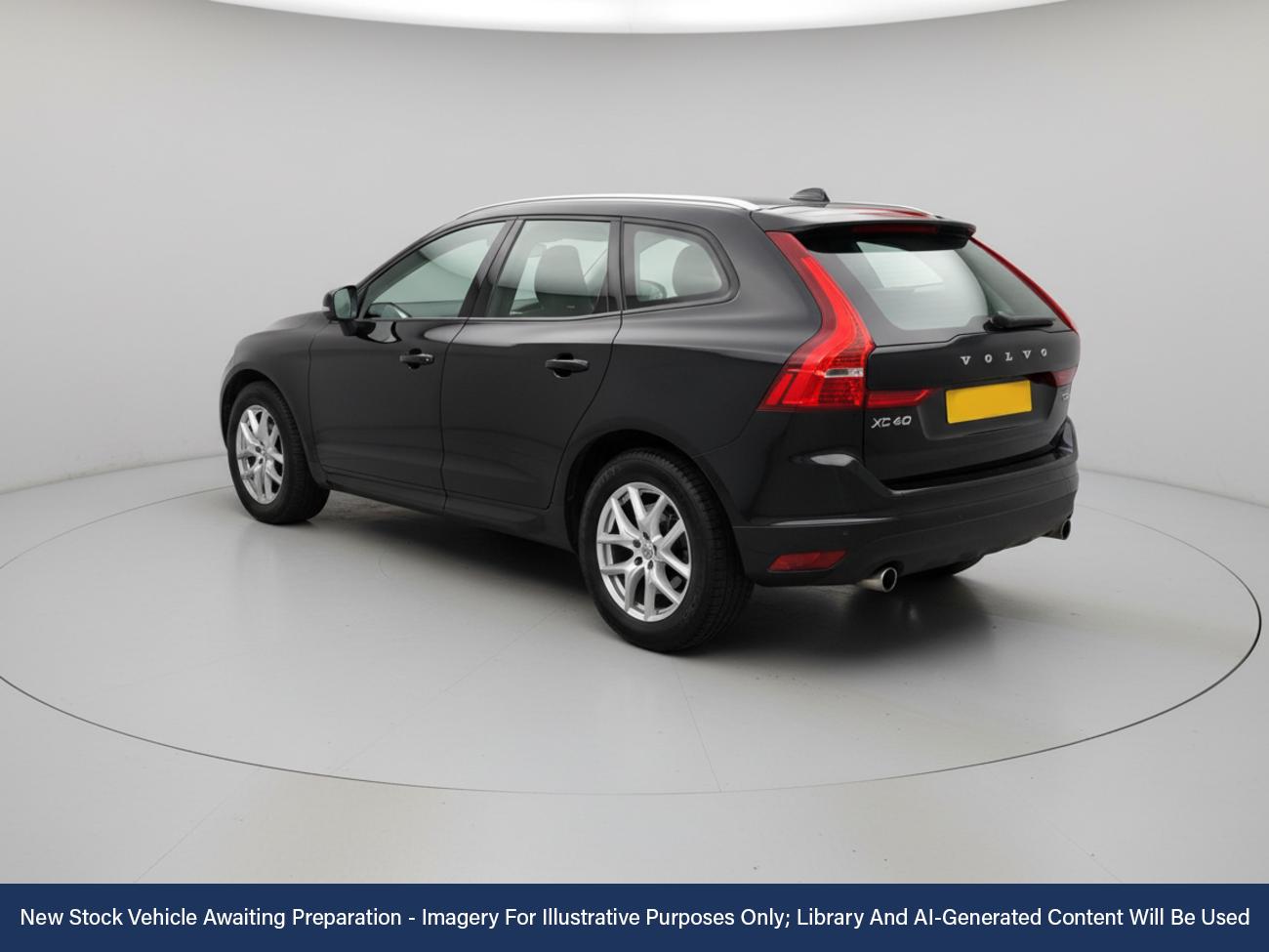 Used Volvo XC60 2018 for sale - 76641906: Photo 2