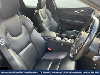 Used Volvo XC60 2018 for sale - 76641906: Photo