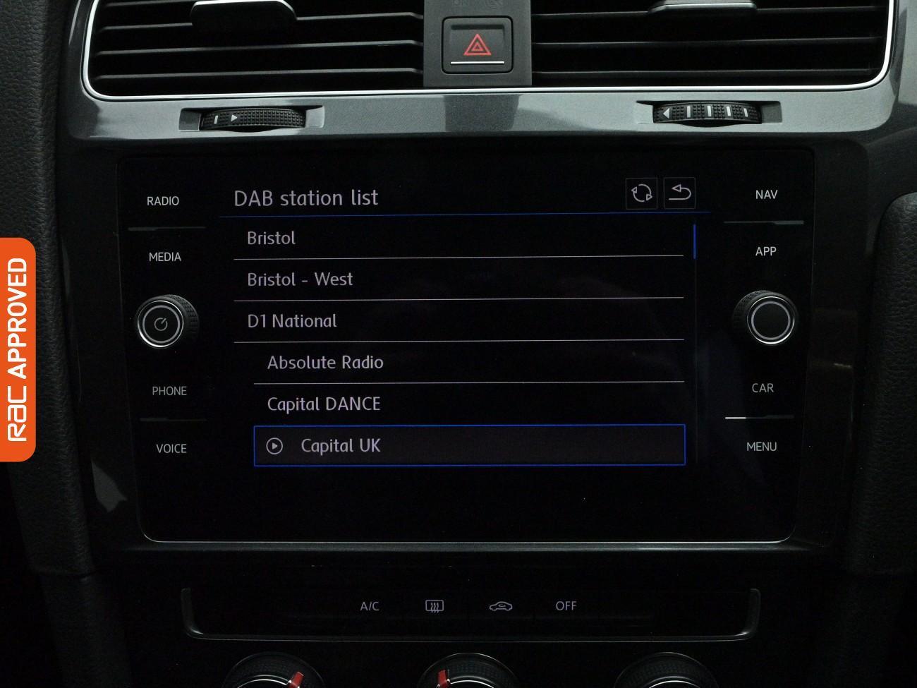 Used Volkswagen Golf 2017 for sale - 77963544: Photo 16