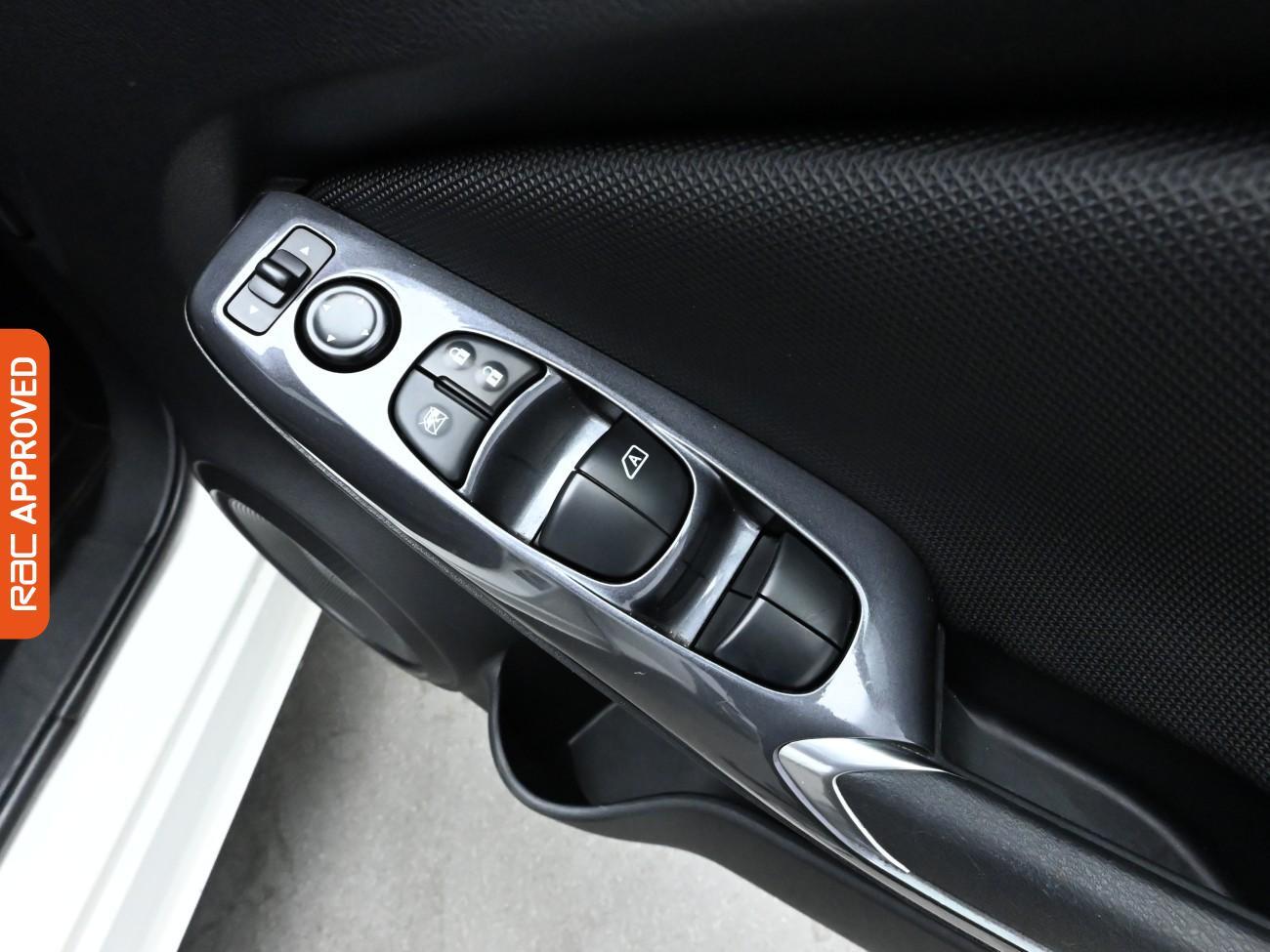 Used Nissan Juke 2023 for sale - 76558117: Photo 23