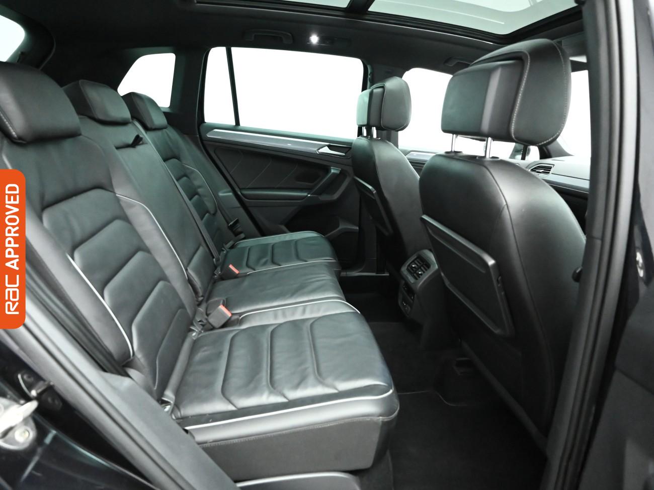 Used Volkswagen Tiguan 2018 for sale - 77313132: Photo 12