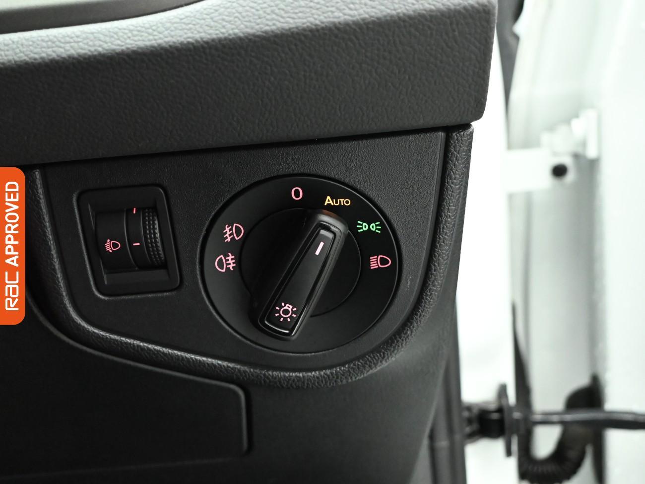 Used Volkswagen Polo 2020 for sale - 77275270: Photo 21