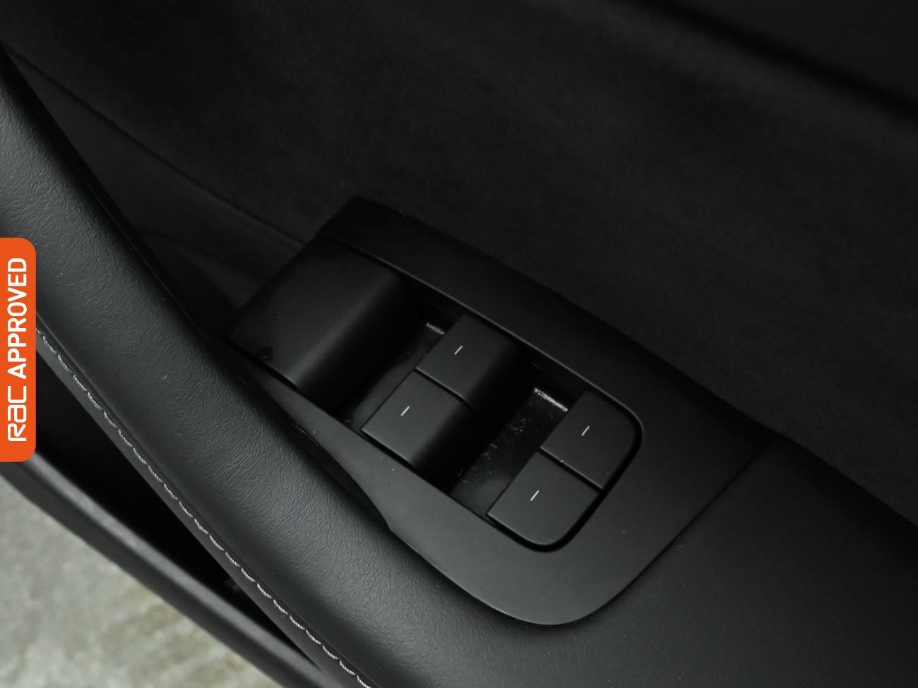 Used Tesla Model 3 2021 for sale - 76509088: Photo 28