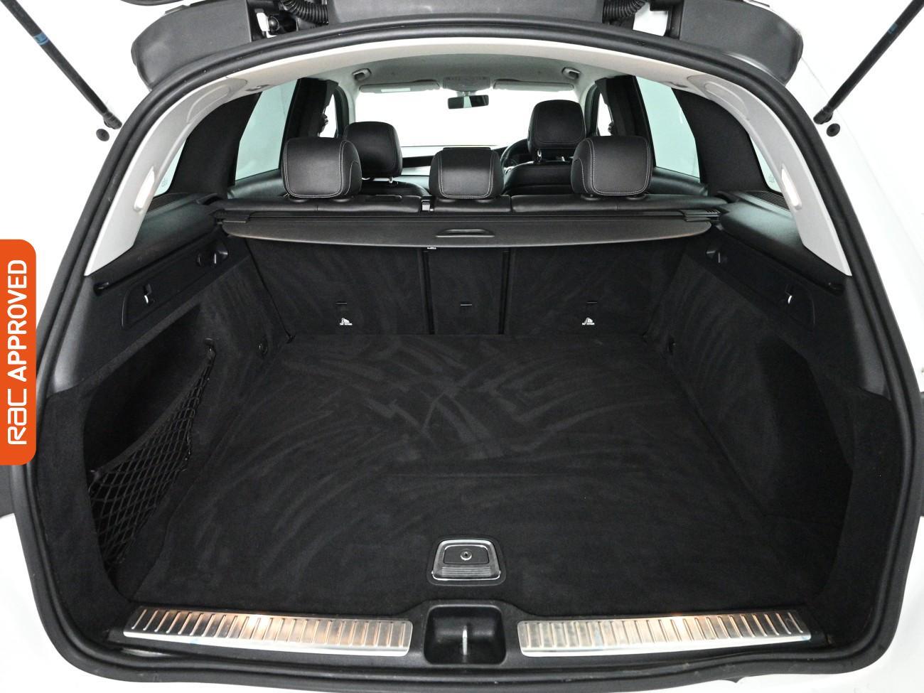 Used Mercedes-Benz GLC 2019 for sale - 77928907: Photo 28