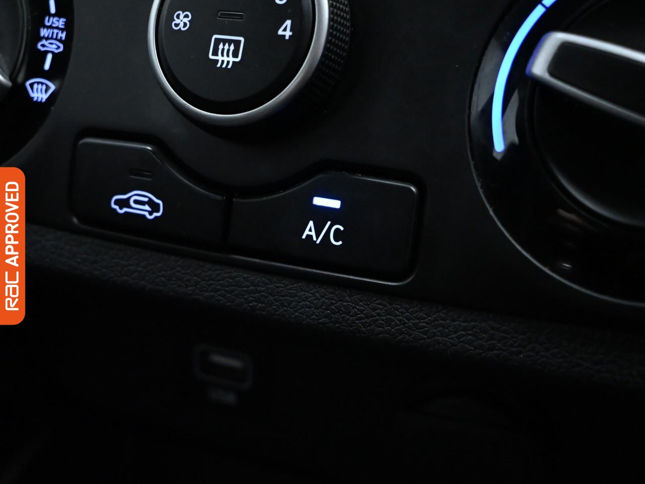 Used Hyundai i10 2022 for sale - 76311001: Photo 15