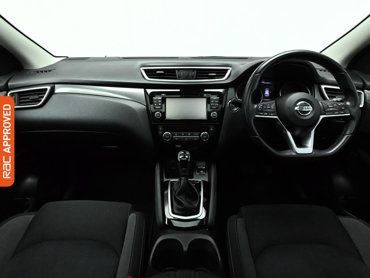 Used Nissan Qashqai 2018 for sale - 77571090: Photo 2