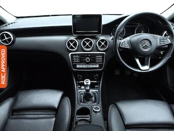 Used Mercedes-Benz A-Class 2025 for sale - 76115208: Photo 2