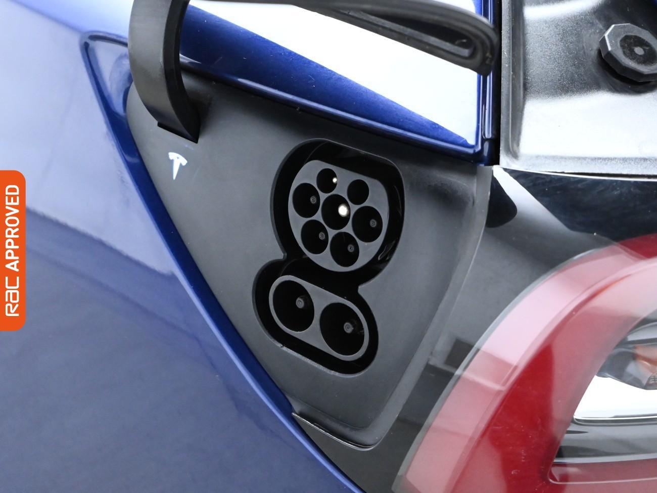 Used Tesla Model 3 2021 for sale - 76249236: Photo 31