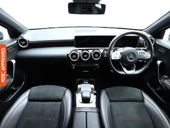 Used Mercedes-Benz A-Class 2019 for sale - 76395401: Photo