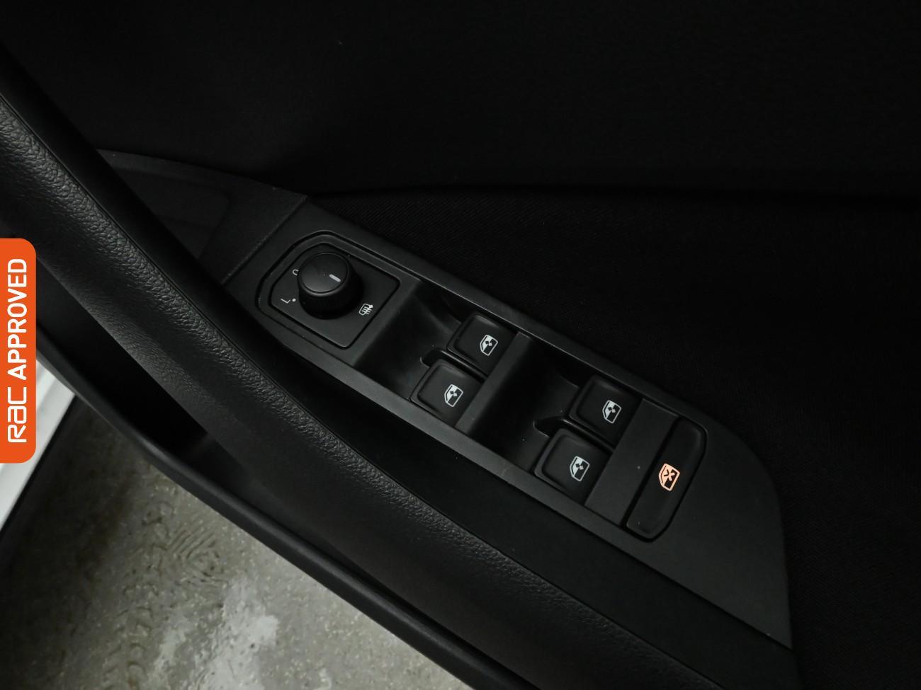 Used Skoda Kamiq 2021 for sale - 76610875: Photo 25