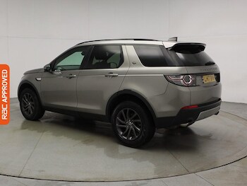 Used Land Rover Discovery Sport 2017 for sale - 75760125: Photo