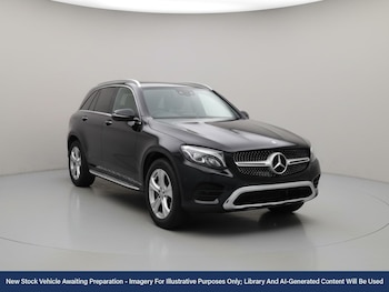 Used Mercedes-Benz GLC 2016 for sale - 76611909: Photo