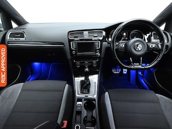 Used Volkswagen Golf 2015 for sale - 76581665: Photo