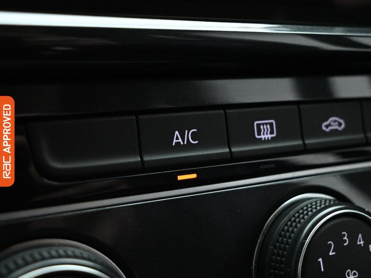 Used Volkswagen Golf 2017 for sale - 78024771: Photo 17