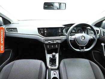 Used Volkswagen Polo 2019 for sale - 76495266: Photo