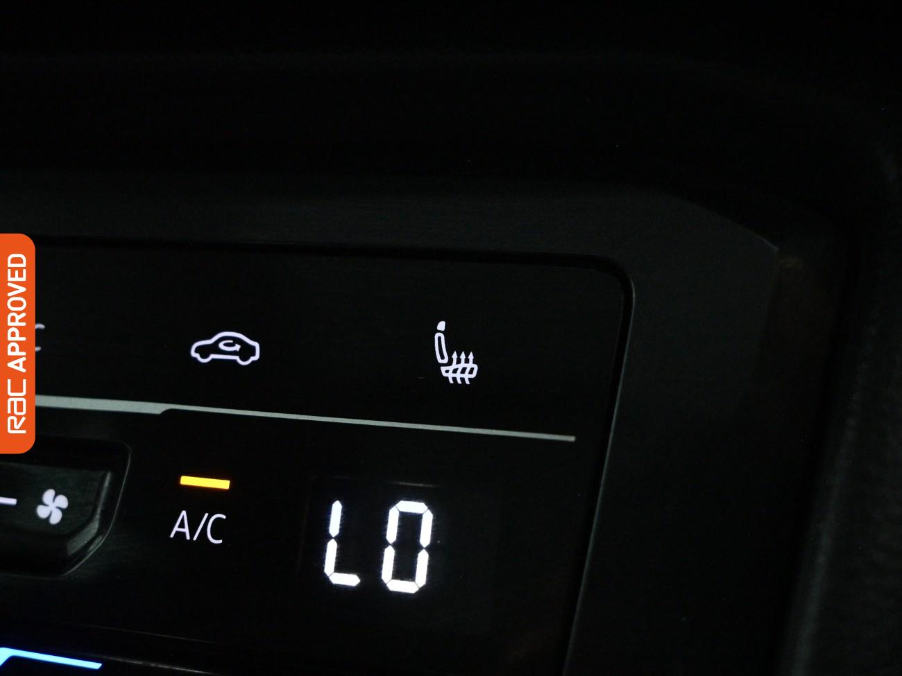 Used Volkswagen Tiguan 2021 for sale - 77879206: Photo 19