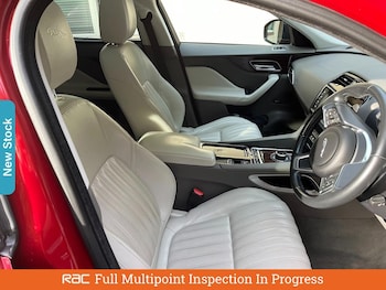 Used Jaguar F-Pace 2018 for sale - 76035444: Photo