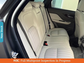Used Jaguar F-Pace 2018 for sale - 76035444: Photo