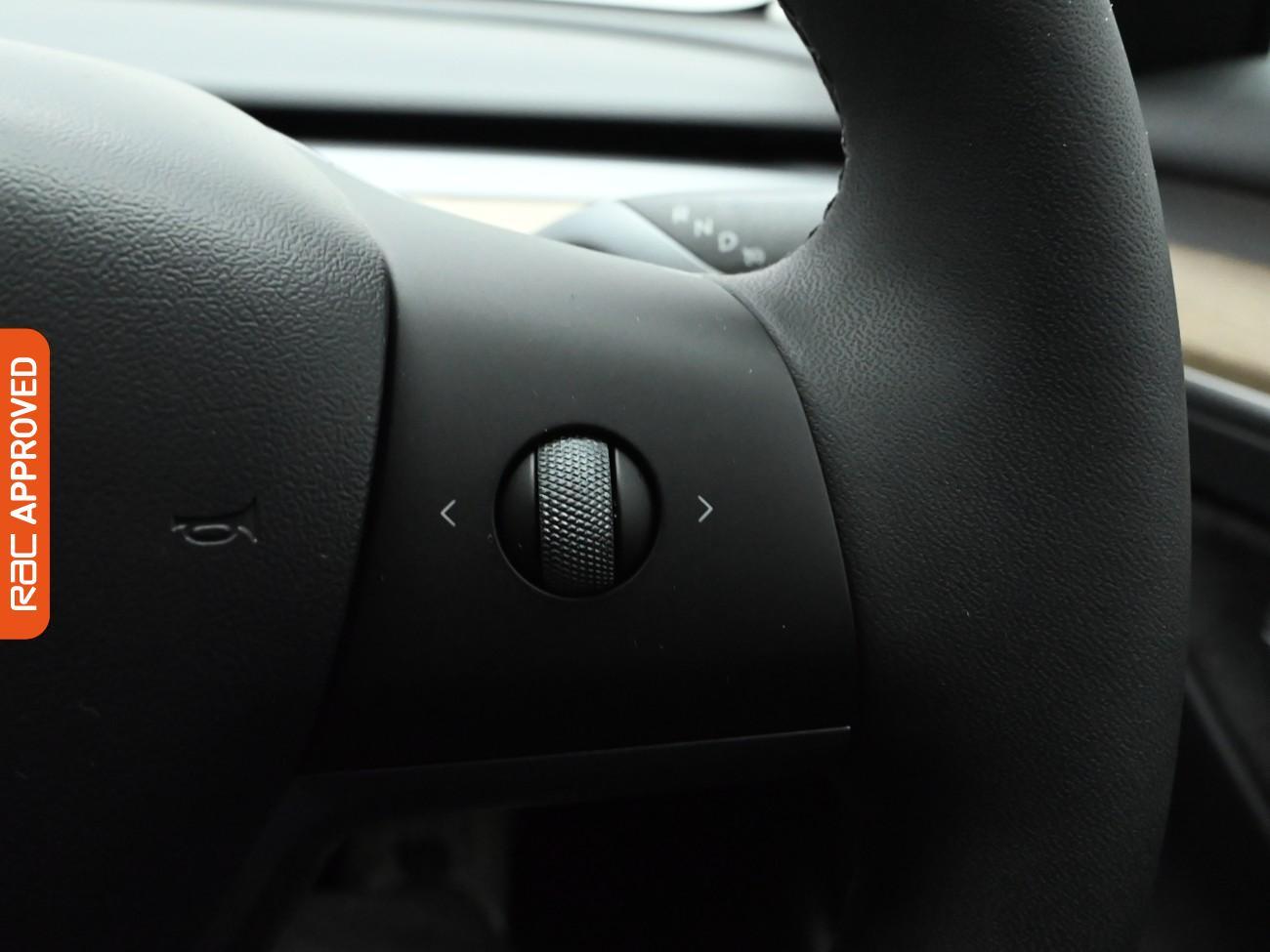 Used Tesla Model 3 2021 for sale - 76629812: Photo 26