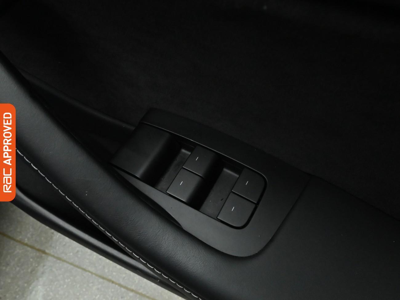 Used Tesla Model 3 2021 for sale - 76629812: Photo 27