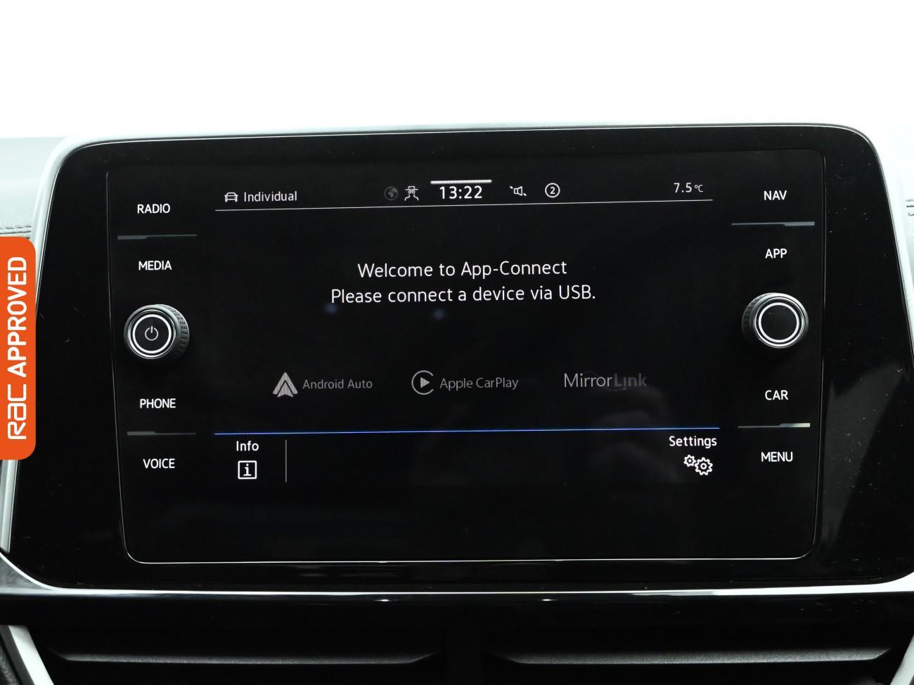 Used Volkswagen T-Roc 2023 for sale - 77076785: Photo 14