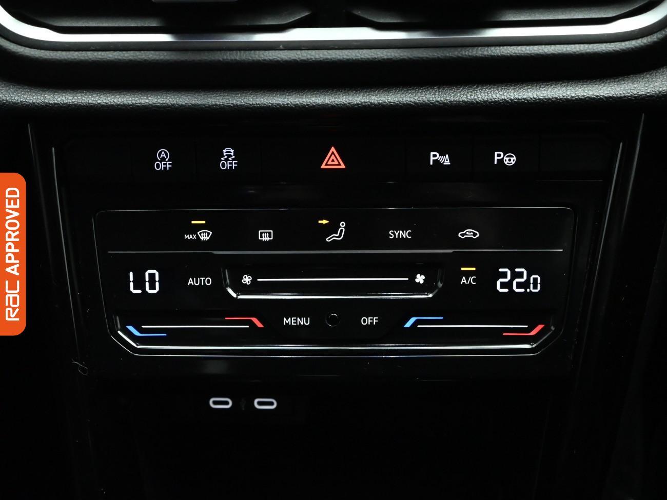 Used Volkswagen T-Roc 2023 for sale - 77076785: Photo 15