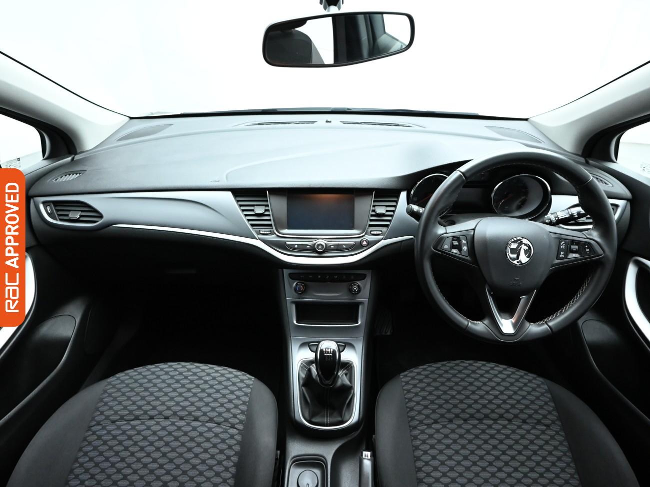 Used Vauxhall Astra 2021 for sale - 76395329: Photo 2