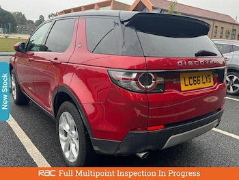 Used Land Rover Discovery Sport 2016 for sale - 75918331: Photo