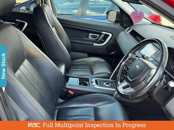 Used Land Rover Discovery Sport 2016 for sale - 75918331: Photo