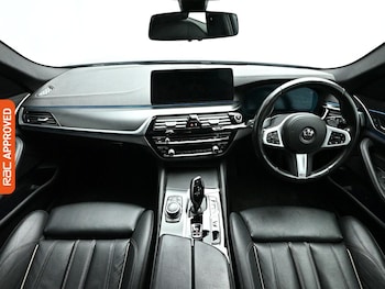 Used BMW 5 Series 2022 for sale - 79047428: Photo