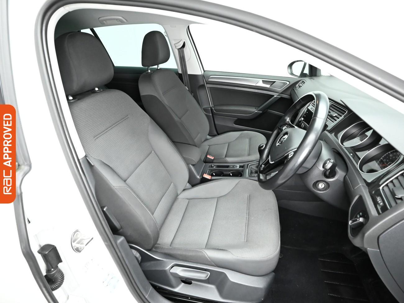 Used Volkswagen Golf 2020 for sale - 76705483: Photo 12