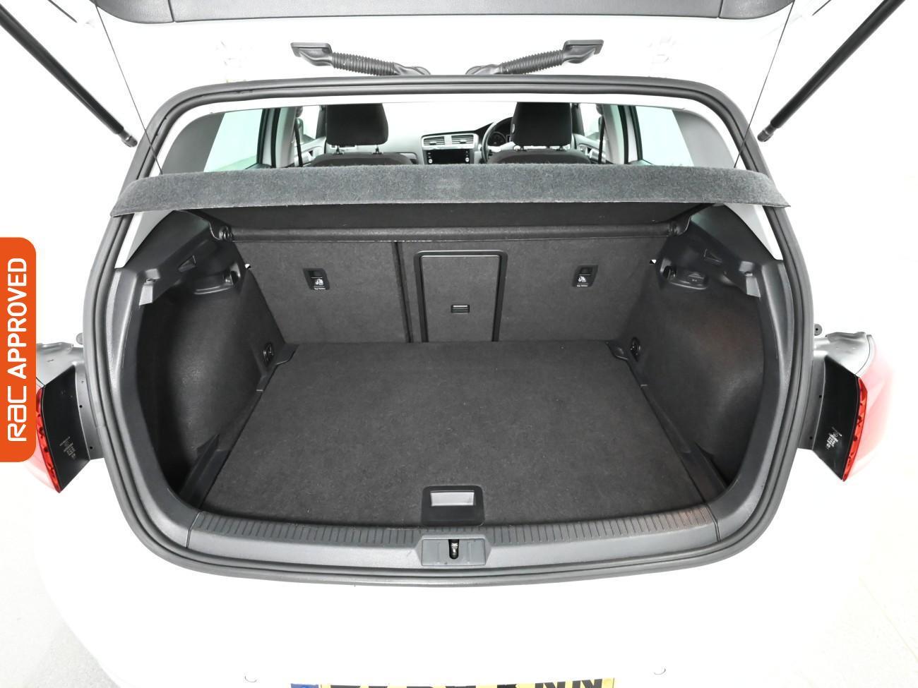 Used Volkswagen Golf 2020 for sale - 76705483: Photo 13