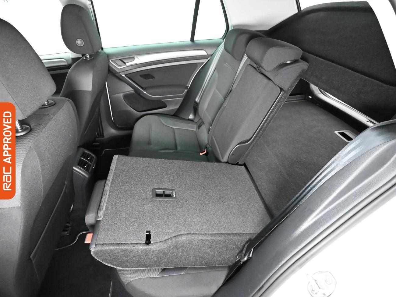 Used Volkswagen Golf 2020 for sale - 76705483: Photo 24