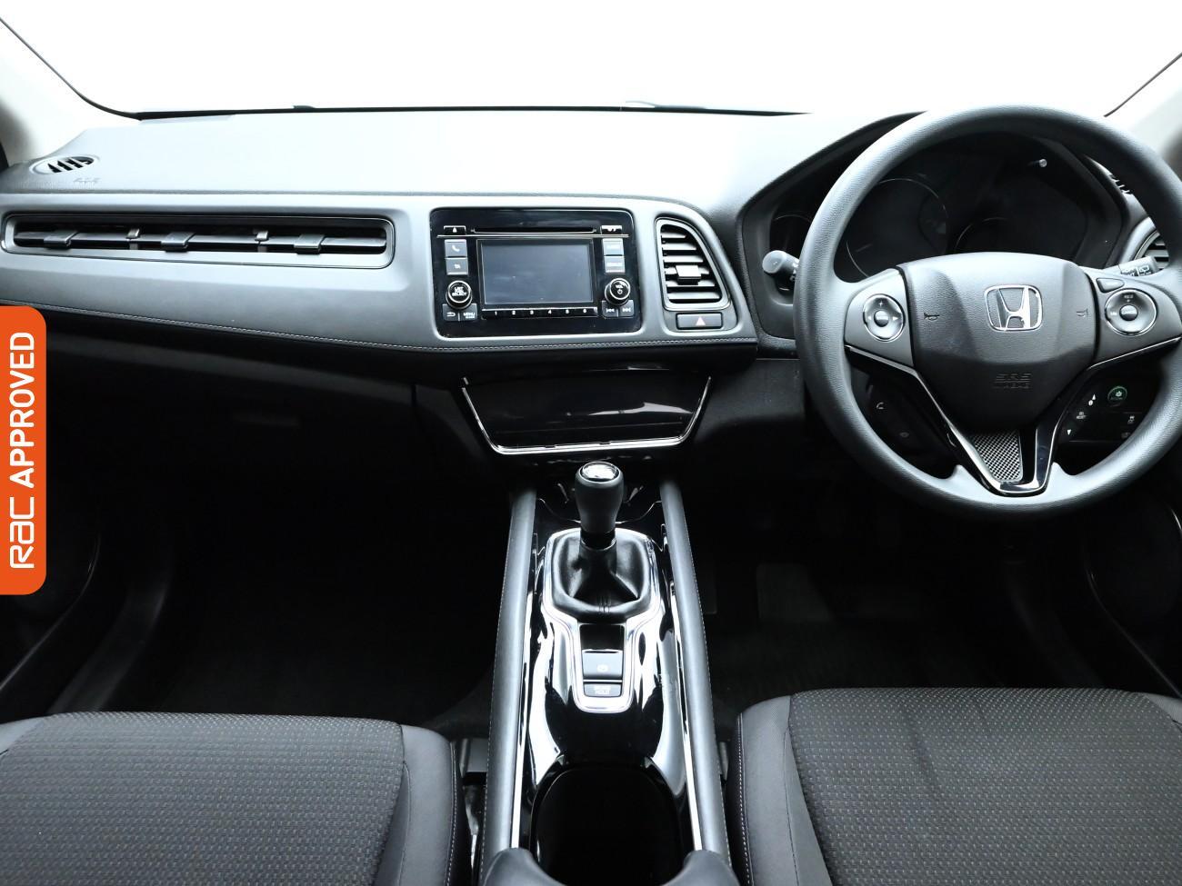 Used Honda HR-V 2019 for sale - 76416670: Photo 2