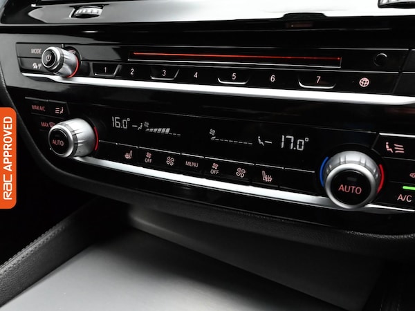 Used BMW 5 Series 2019 for sale - 76219866: Photo 31