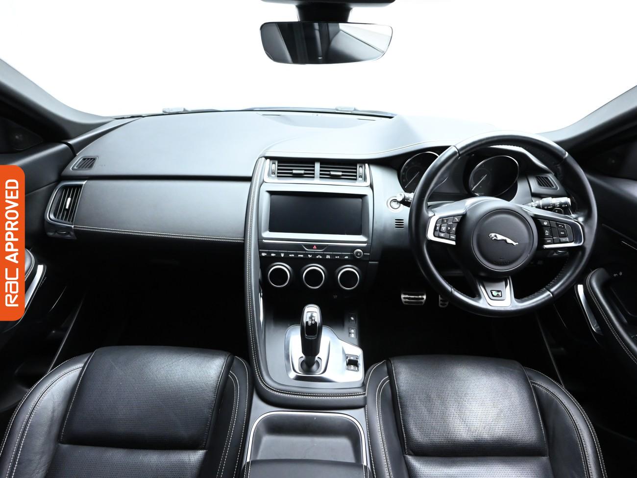 Used Jaguar E-Pace 2019 for sale - 76206858: Photo 2