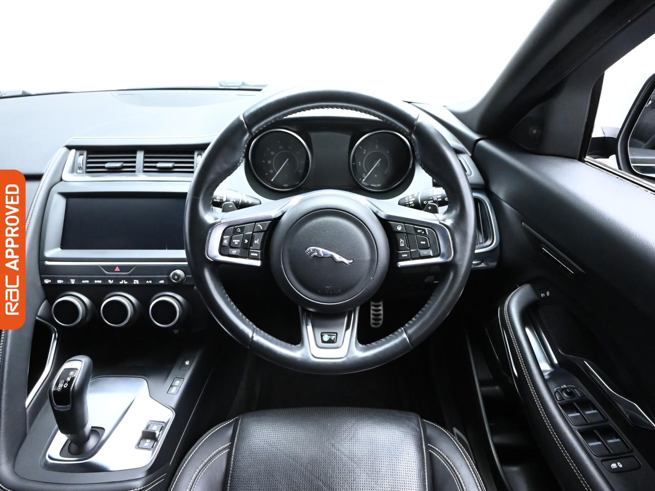 Used Jaguar E-Pace 2019 for sale - 76206858: Photo 9