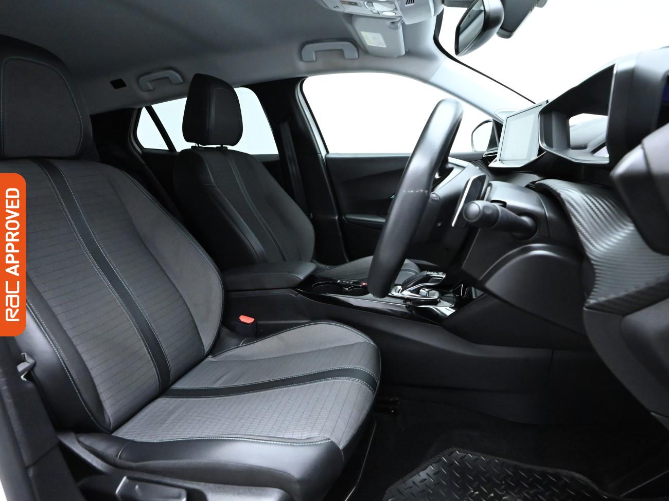 Used Peugeot 2008 2021 for sale - 76650589: Photo 12