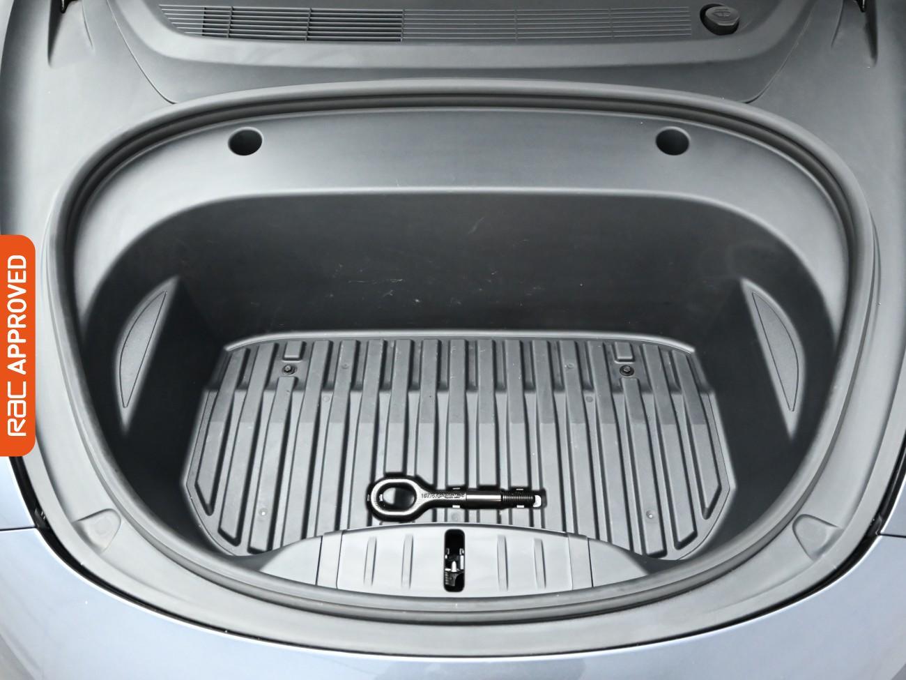 Used Tesla Model 3 2020 for sale - 76916337: Photo 31