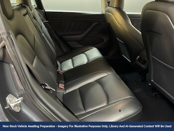 Used Tesla Model 3 2020 for sale - 76916337: Photo