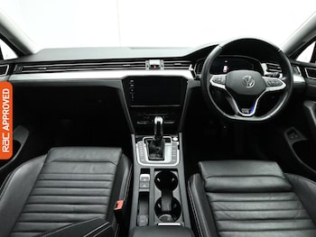 Used Volkswagen Passat 2023 for sale - 79215568: Photo
