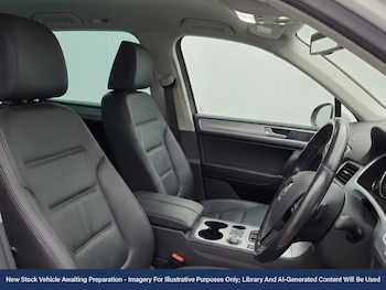 Used Volkswagen Touareg 2016 for sale - 78521772: Photo